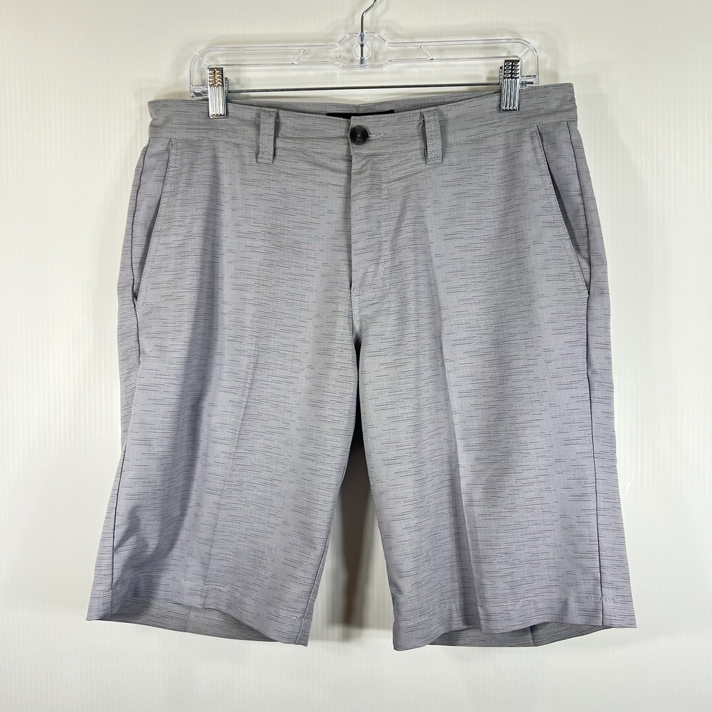 Travis Matthew Golf Shorts Mens Size 32 Gray Lightweight 11" Inseam Pockets
